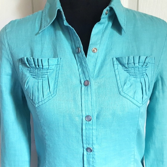 DKNY Active Linen Snap Button Down Top - Picture 2 of 8